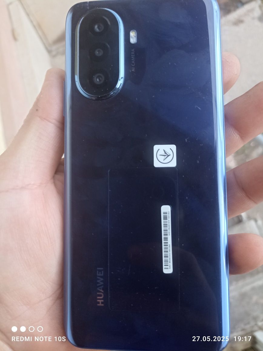 HUAWEI NOVA Y70 4/128 gb