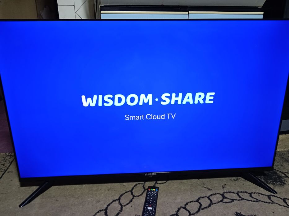 Продам смарт 55 телевизор