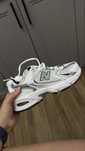 Кроссовки NB 530 в расцветке  White&Silver Navy (цена договорная)