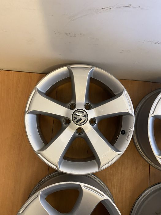 Jante originale Volkswagen Tiguan, Touran, Passat, Golf pe 16