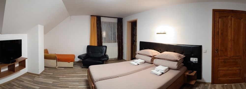 Închiriez Vilă în Râșnov