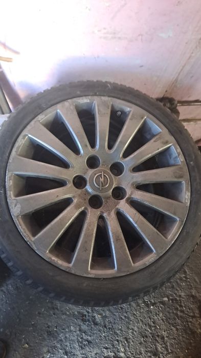 Genti Opel insigna A