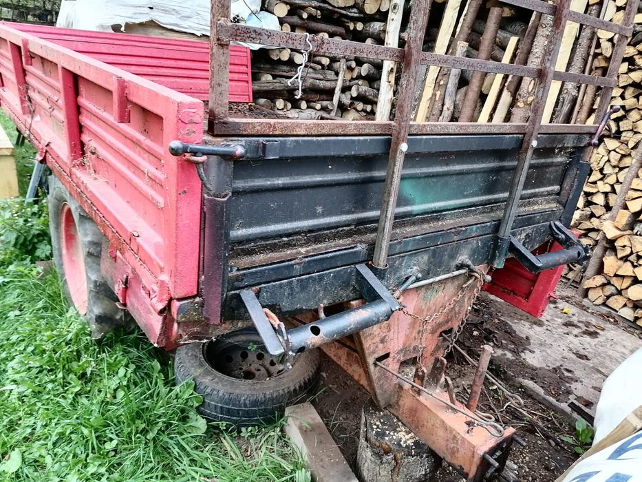 Remorca cu tracțiune paquali