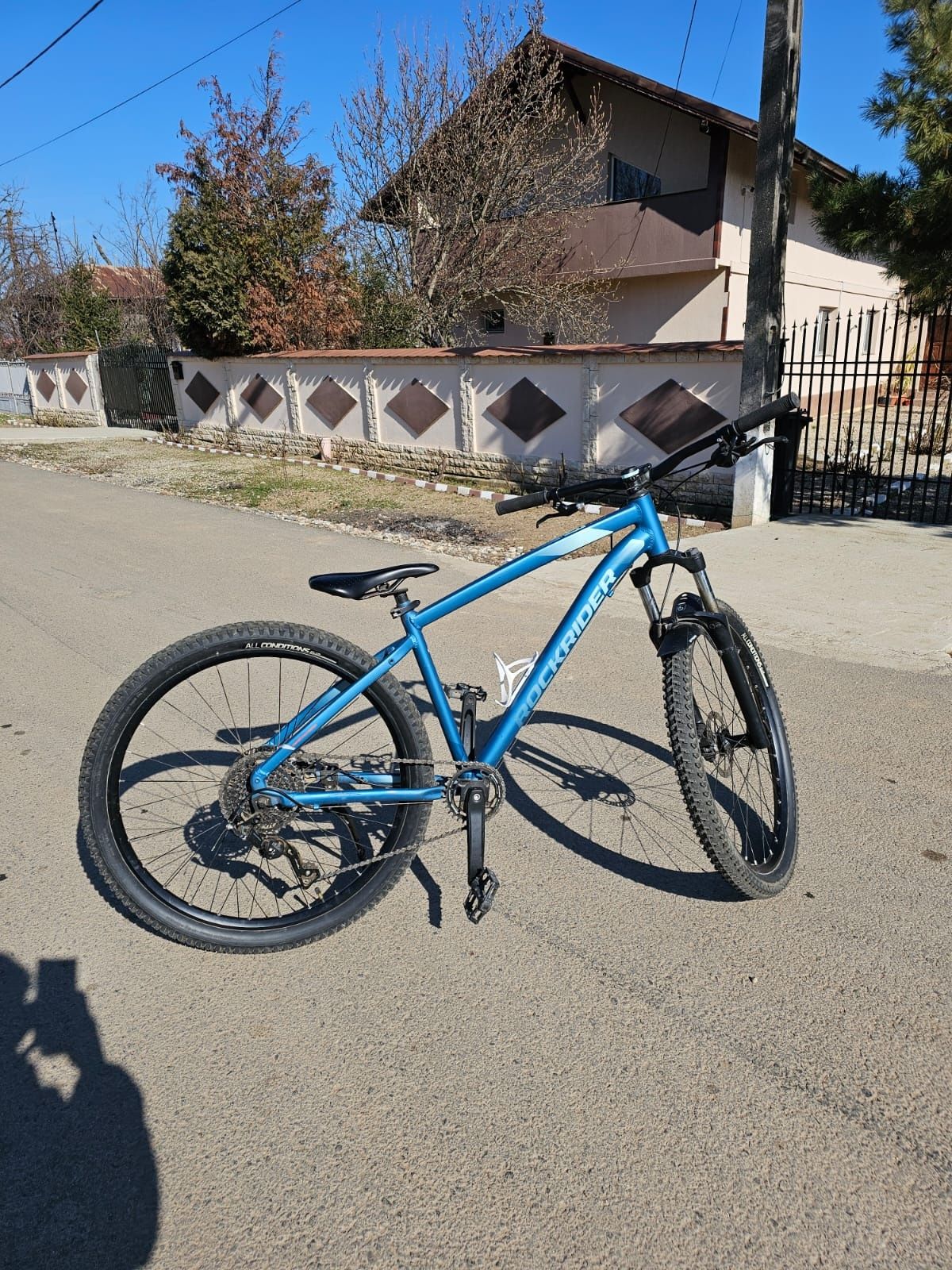 Vand Bicicleta Mtb st530 stare excelenta