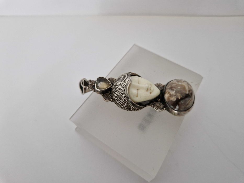 Pandantiv din Argint  Vintage Chip de Zeita Sculptat