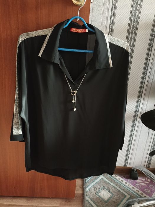 Продам блузки женские