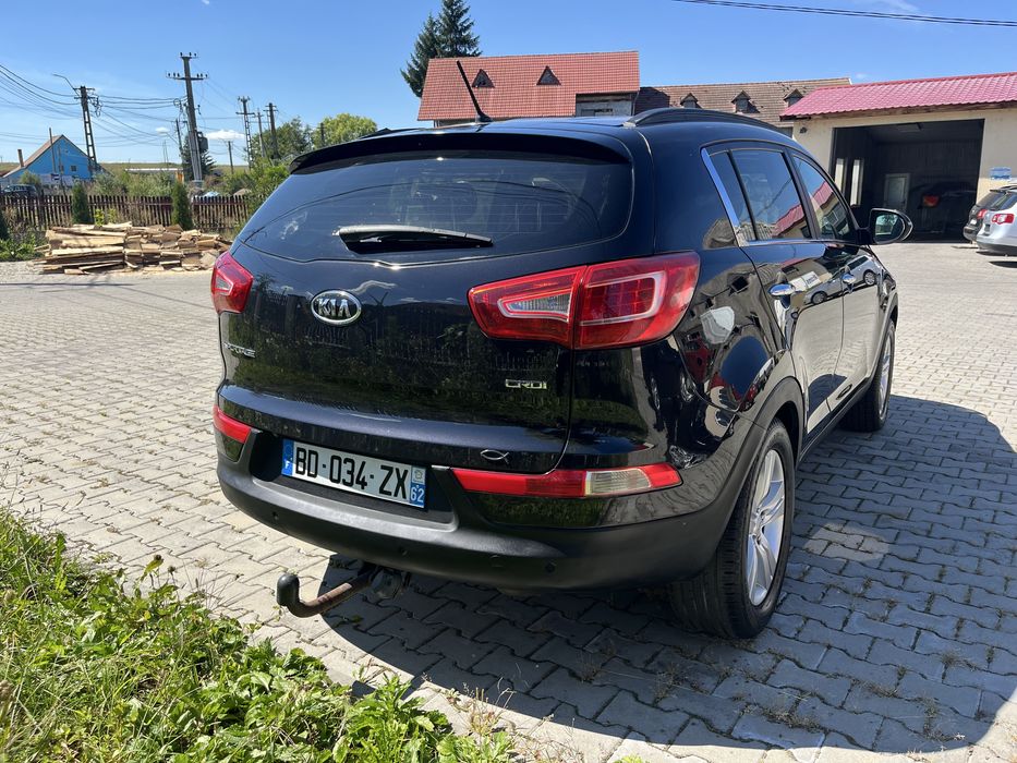 Vind kia sportage 2011 2l 136 cp 4+4