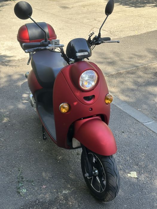 Scuter eletric fara permis