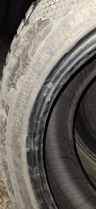 Шины зимние на 16