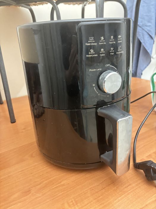 Продам Аэрогриль в хорошом состояний