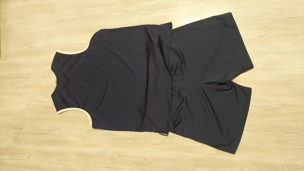 Pantaloni scurti/Lungi