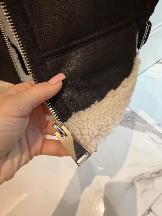 Късо зимно яке Mango