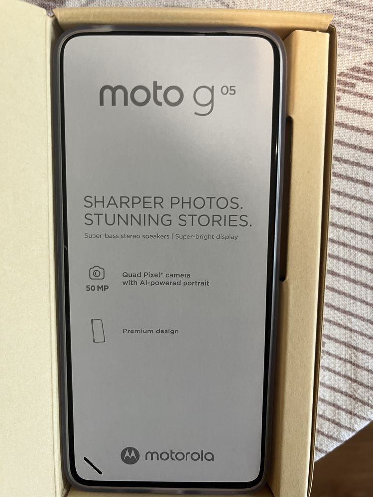 Продавам Чисто нова Motorola g05