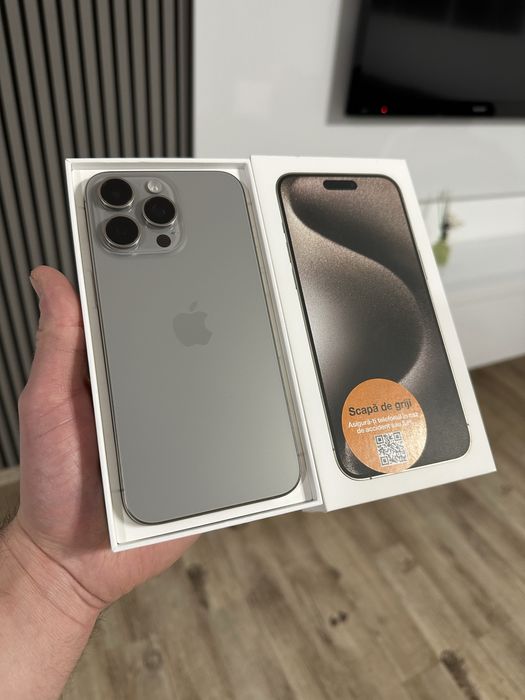 iPhone 15 Pro Max Natural Titanium
