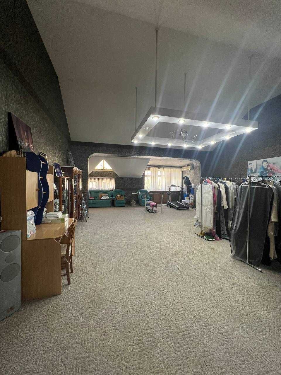Мирабад ,ул Моштабиб Габус 7/5-6/6 400 м2 TL