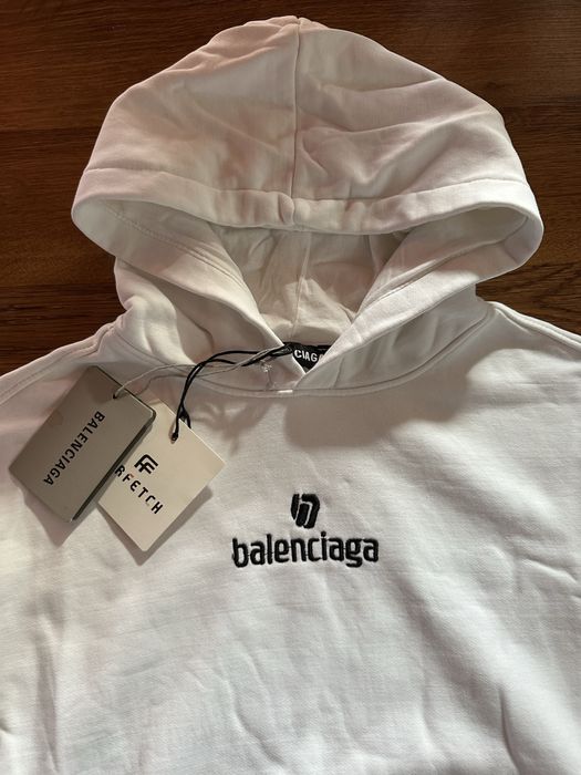 Мъжки,памучен,бял суитчер Balenciaga с бродирано лого навсякъде