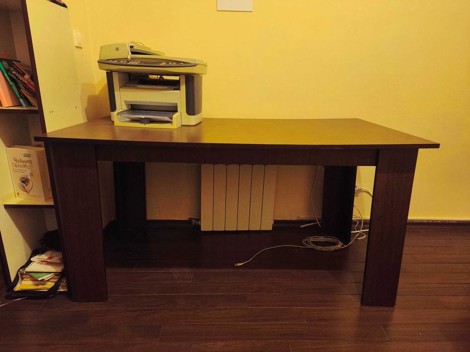 Маса / бюро 150×80×76 (д×ш×в)