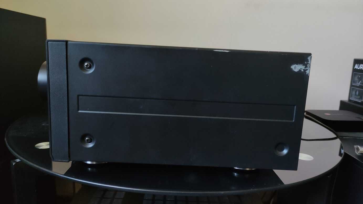 6.1 Receiver Kenwood KRF-V6070D, 6 x 100W