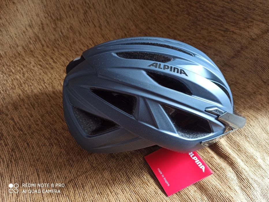 Casca ciclism Alpina Haga Led, 58-63 cm. (NOUĂ)