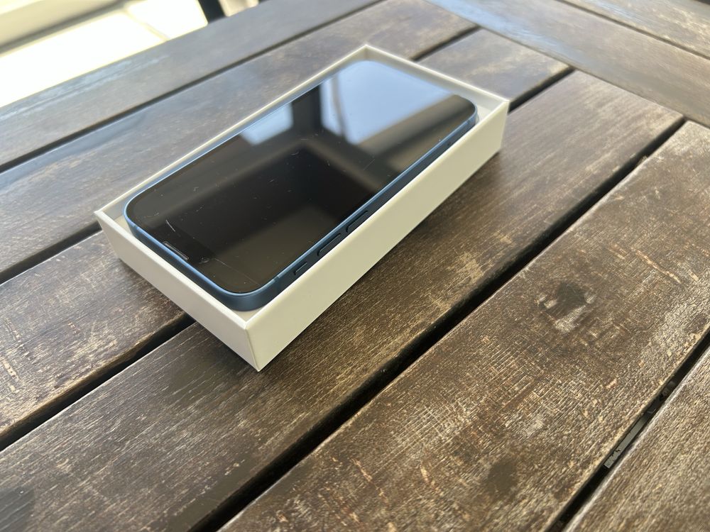 IPhone 13 mini перфектен