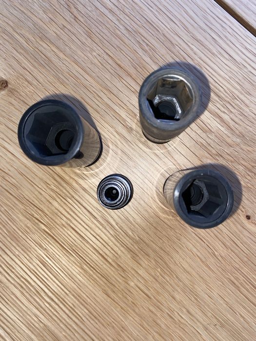 Surubelnita cu impact pe acumulator Einhell Power X-Change IMPAXXO