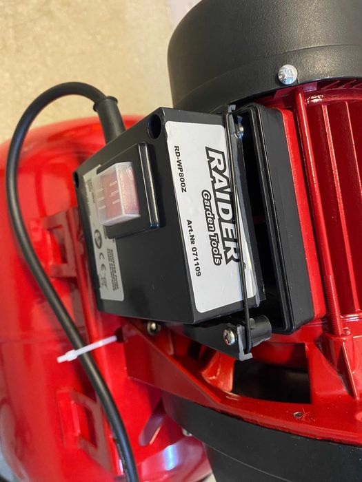 Хидрофор 800W 1" 53L/min 3bar 40m RD-WP800Z/	Прахосмукачка за пепел