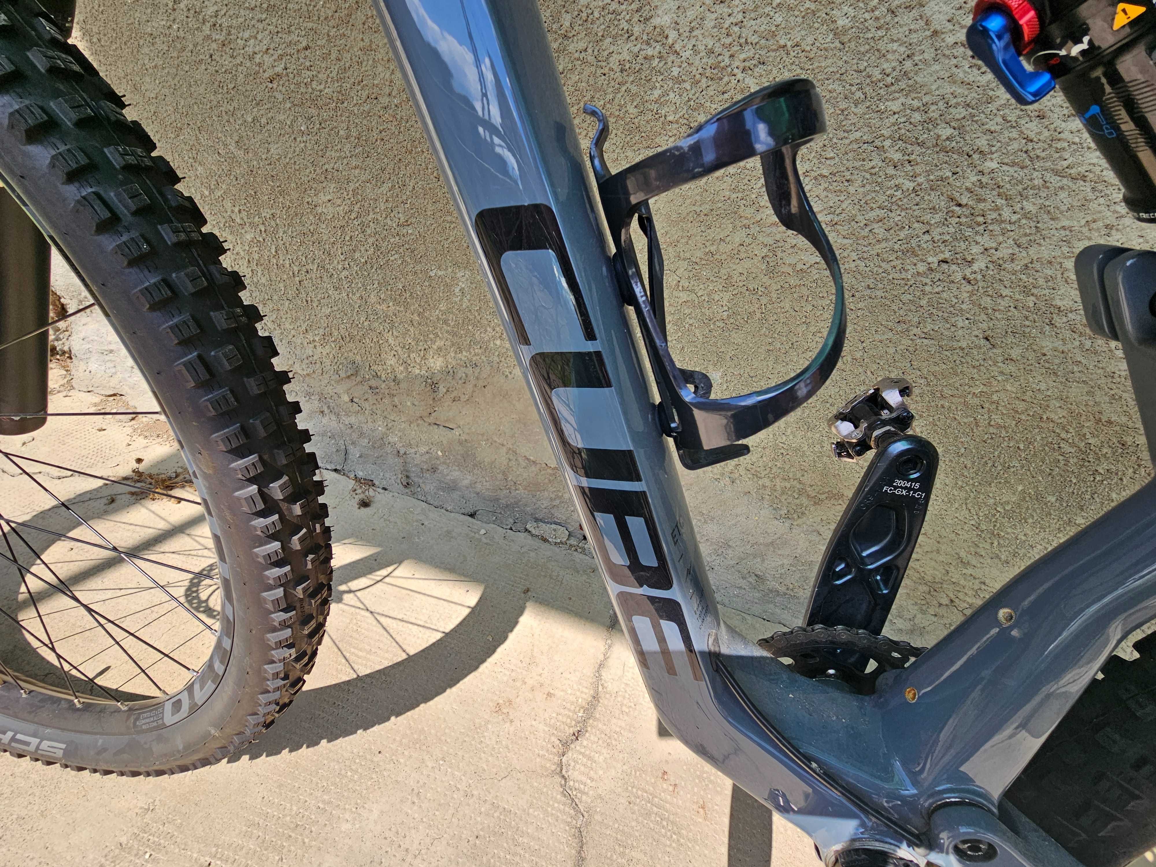 Vand Bicicleta Cube AMS 100 Carbon Blue 2021 folosita aprox. 300 km