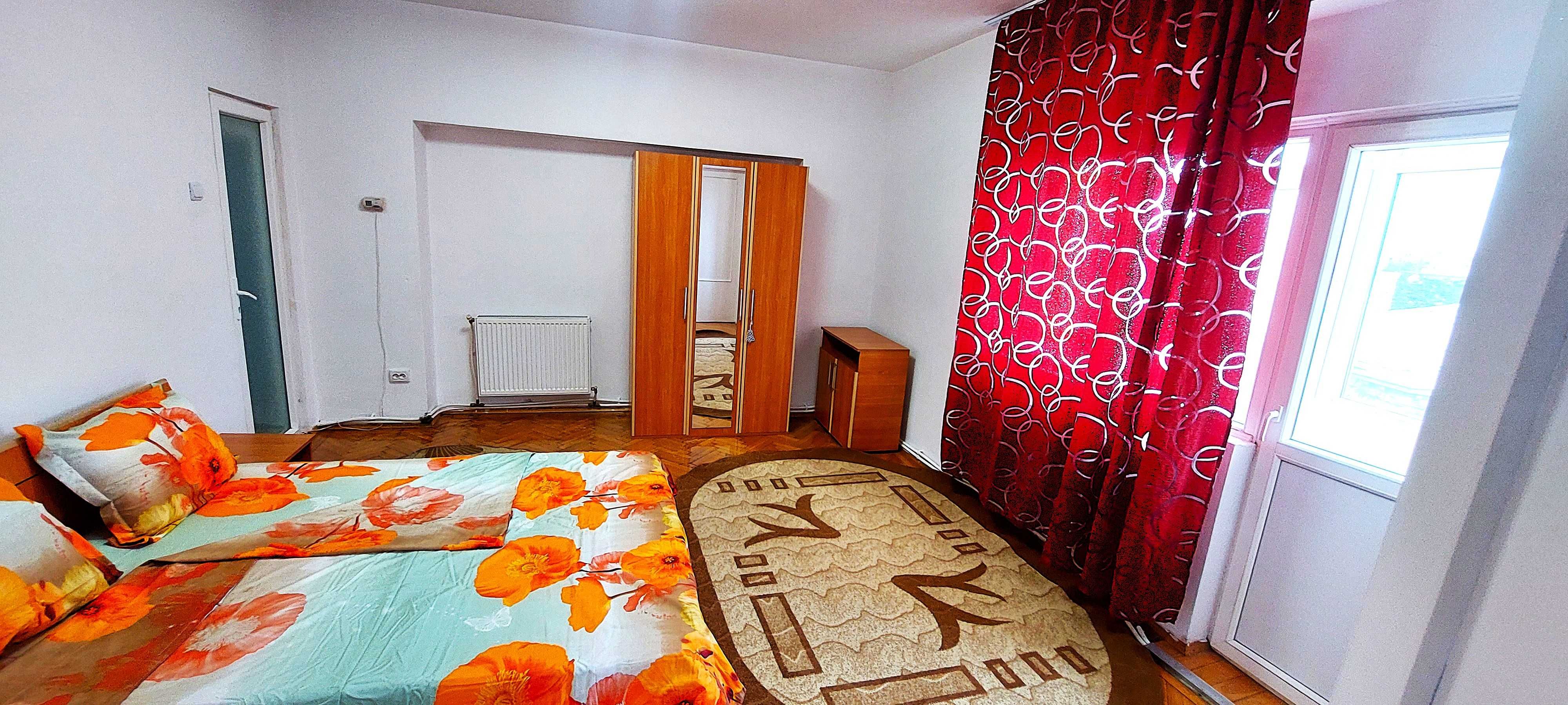 PROPRIETAR  - De inchiriat ap 3 cal Universitate - Rosetti - Batistei