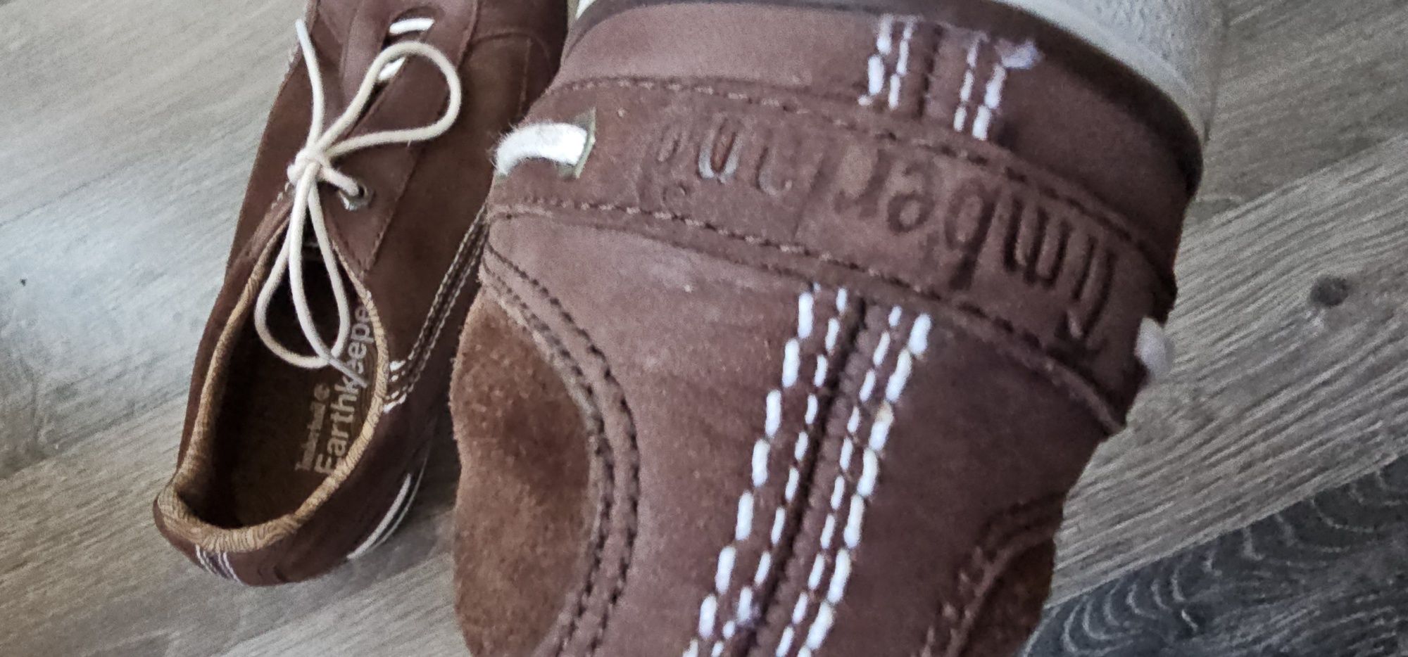 Massimo Dutti  ,  Timberland, Adidas, Converse
