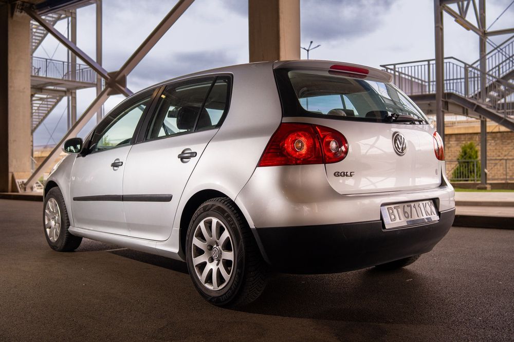 Volkswagen Golf 5 – 1.4 бензин, 75 к.с.