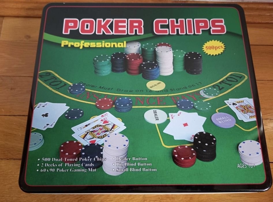 Vând cutie Poker, cu 500 de jetoane