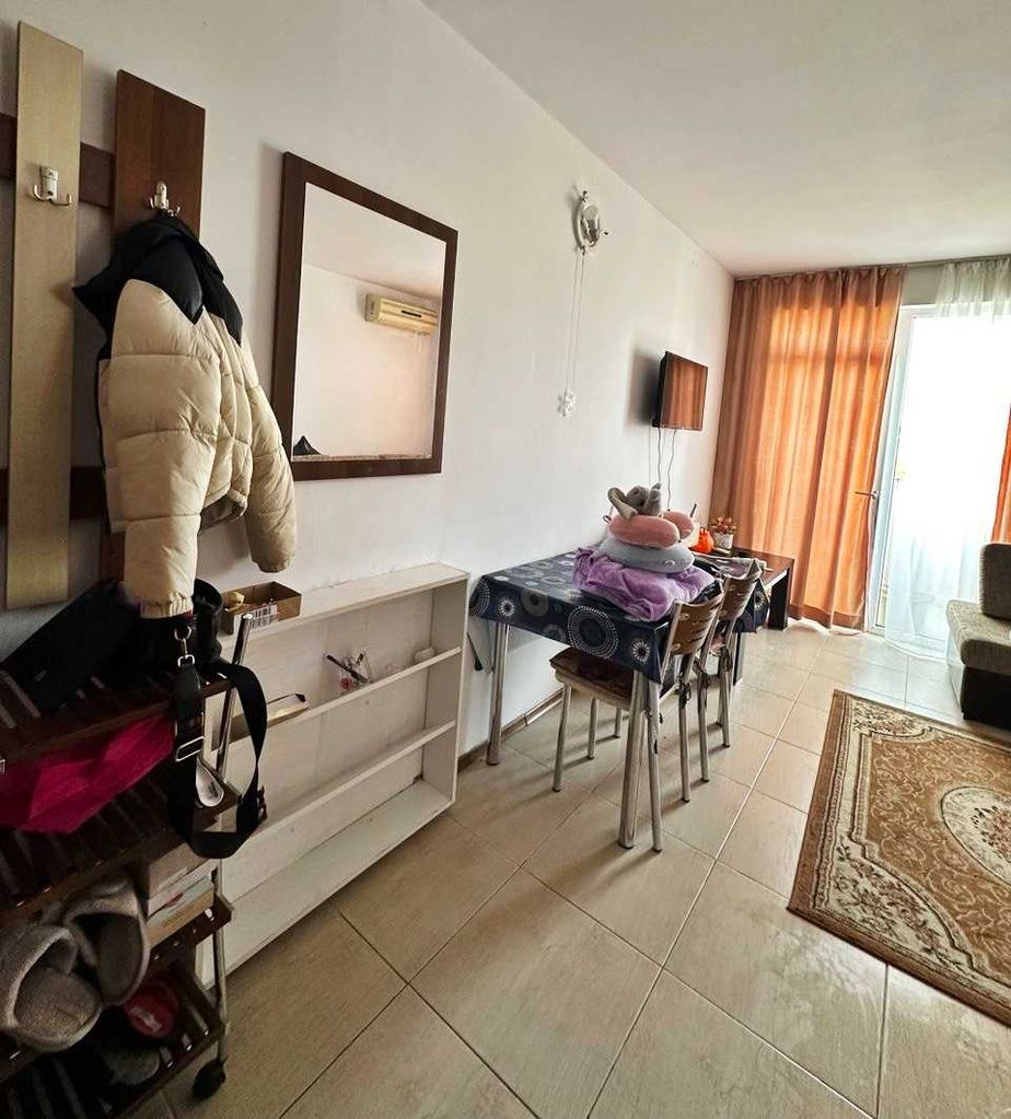 Продава се Двустаен апартамент в к.к. Слънчев бряг - 51 кв.м за 1099 €/кв.м - Снимка #5
