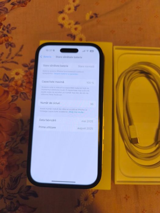 Vand iphone 16 pro de 128 gb