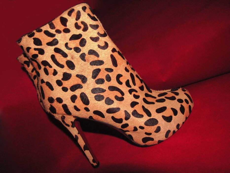 Christian Louboutin Елегантни Боти С Косъм От Пони