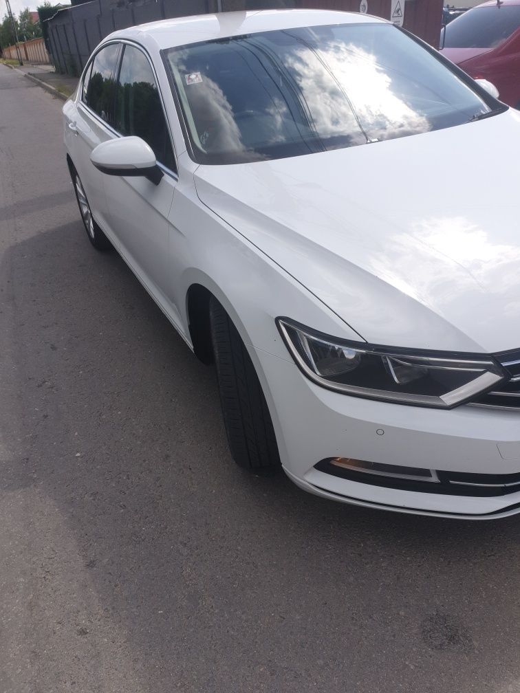 Dezmembram Vw passat b8 an 2015 2.0 tdi cod crlb cod cutie PZF dsg