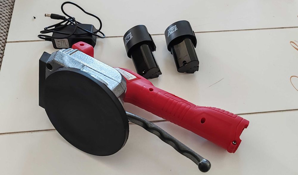 Вибрираща вендуза за плочки RAIDER RD-TV01