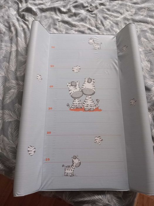 Мек повивалник за бебе