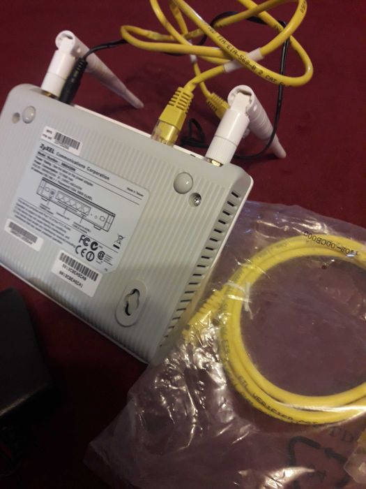 Router Zyxel Wireless 300 mbs