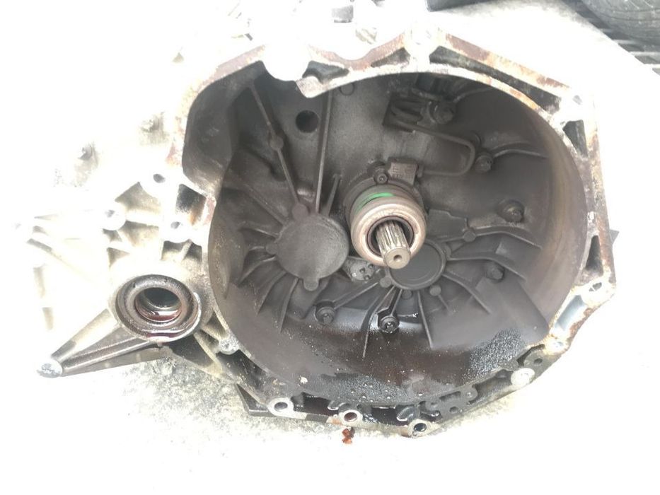 Cutie Viteze Manuala 5 Trepte Opel Zafira A 1.9CDTI 1999 - 2005 COD :  F23
