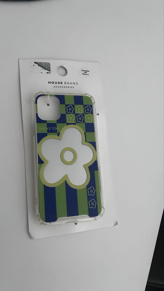Калъфи за iPhone 11