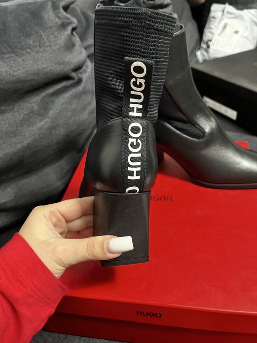 Botine cu toc HUGO BOSS