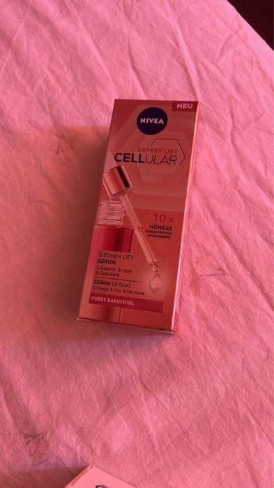 Crema Nivea Q10, Soft, Cellular, Luminous