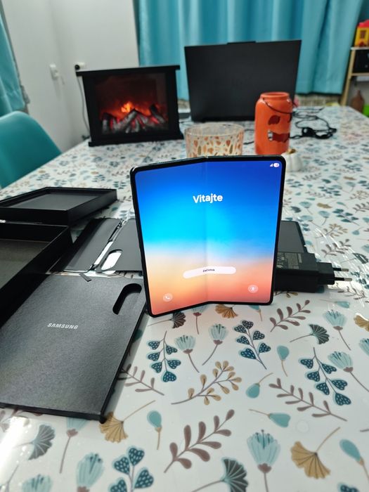 Продавам Samsung Z FOLD 5 512 GB