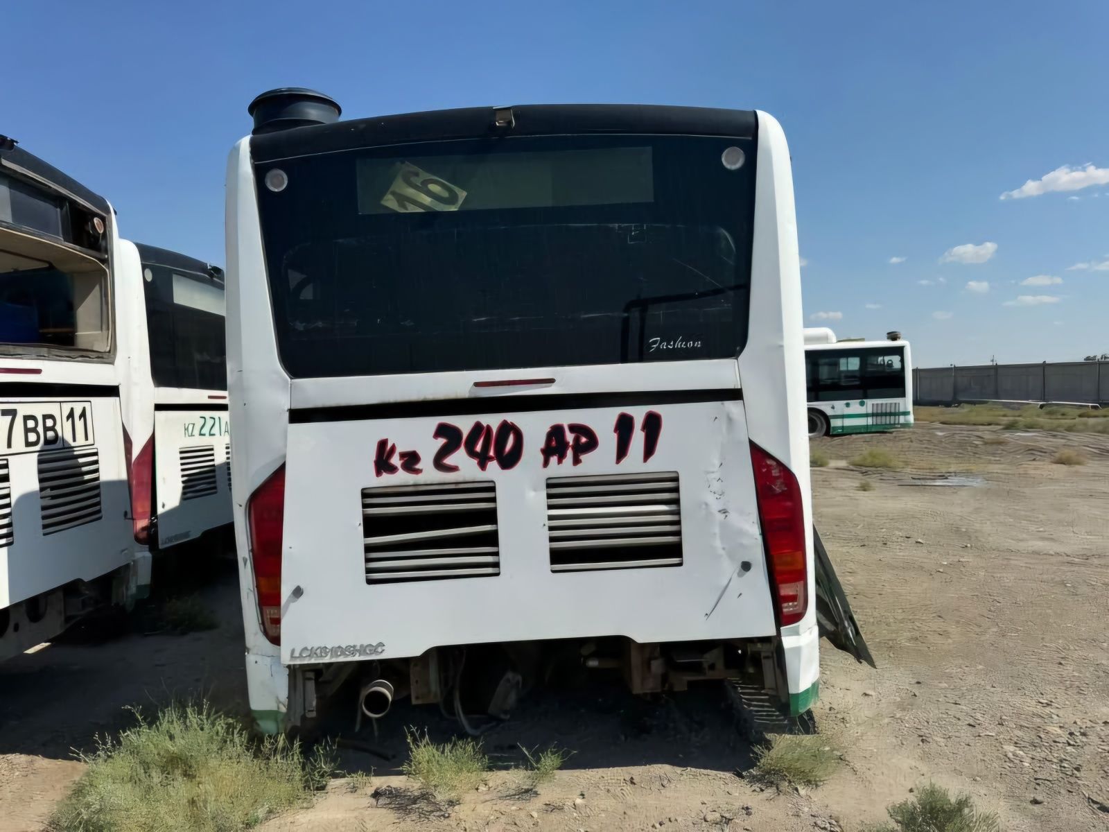 АВТОБУС Zhongtong LCK6105hgc