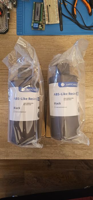 Rășină Anycubic pentru imprimantă 3D – flacon nou, sigilat