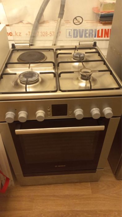 Газовая плита в рабочем состоянии