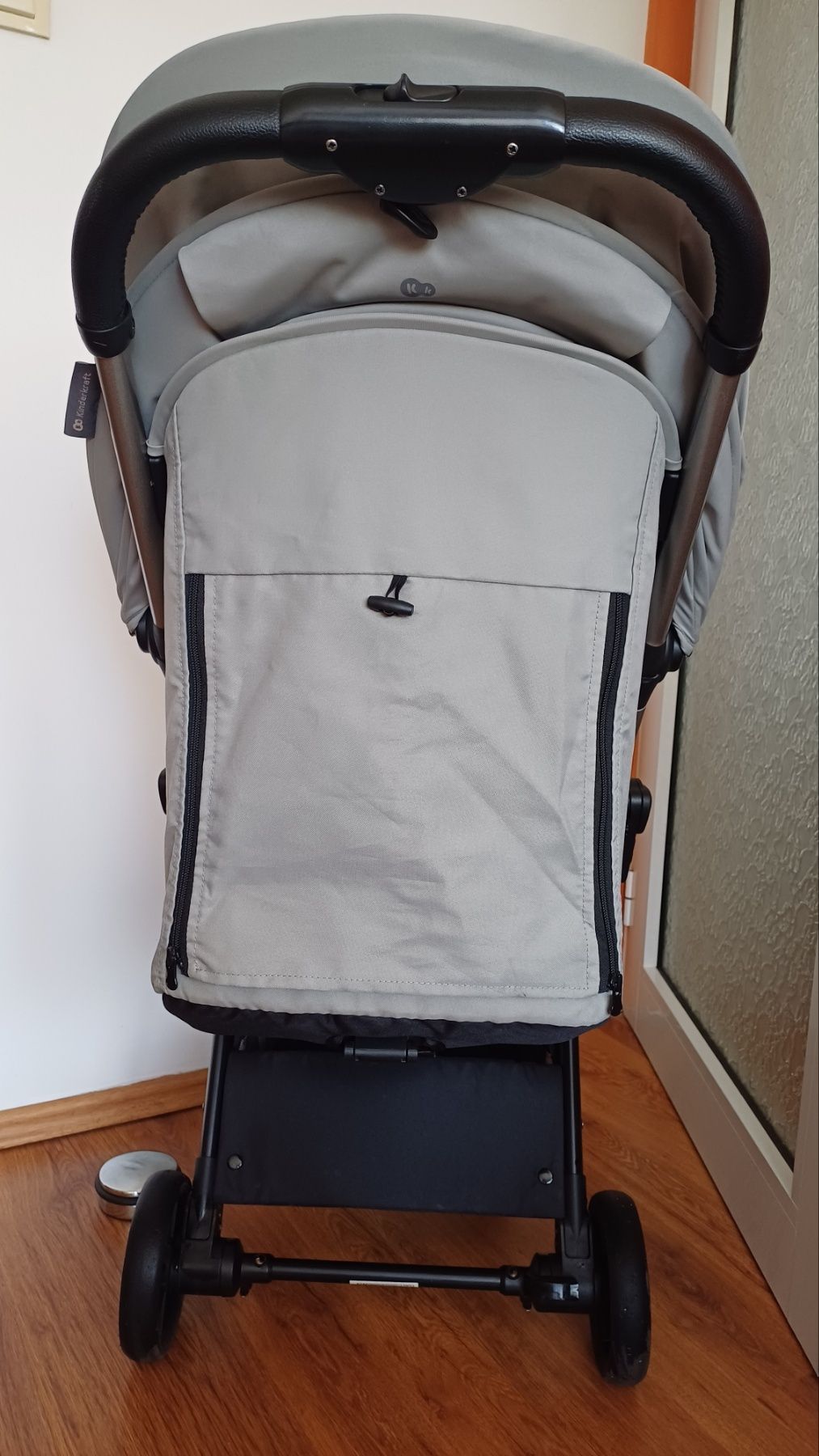 Лятна детска количка KinderKraft Apino