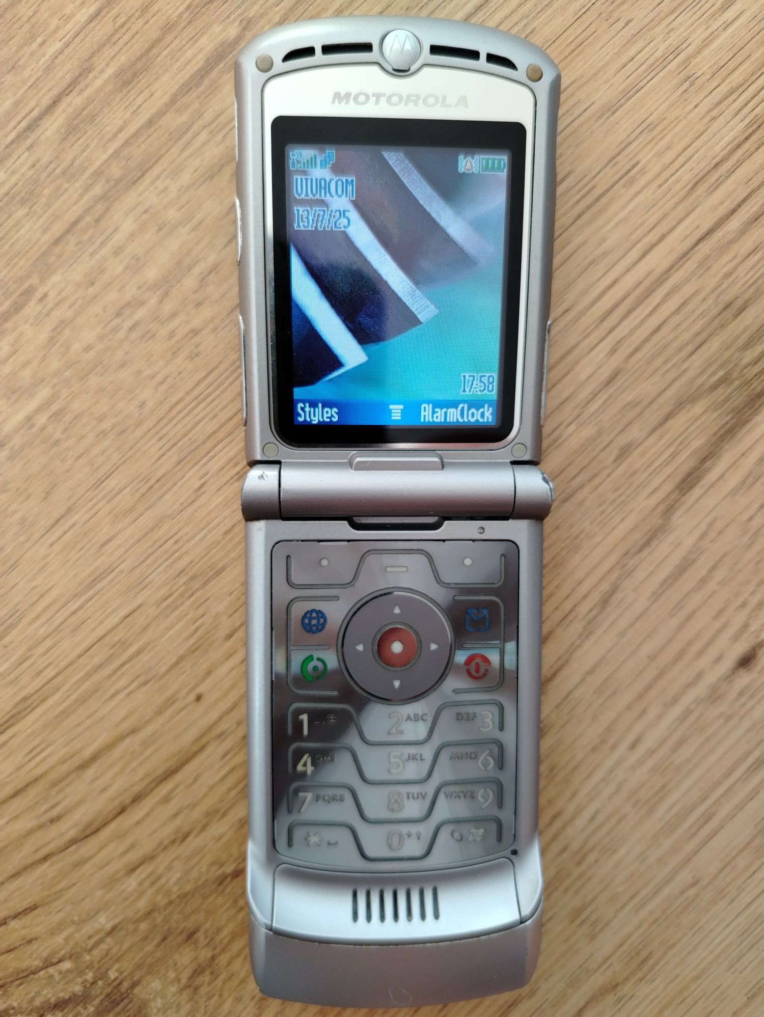 Motorola razr v3