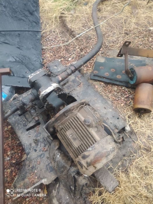 Продам Электро двигатели, редуктора