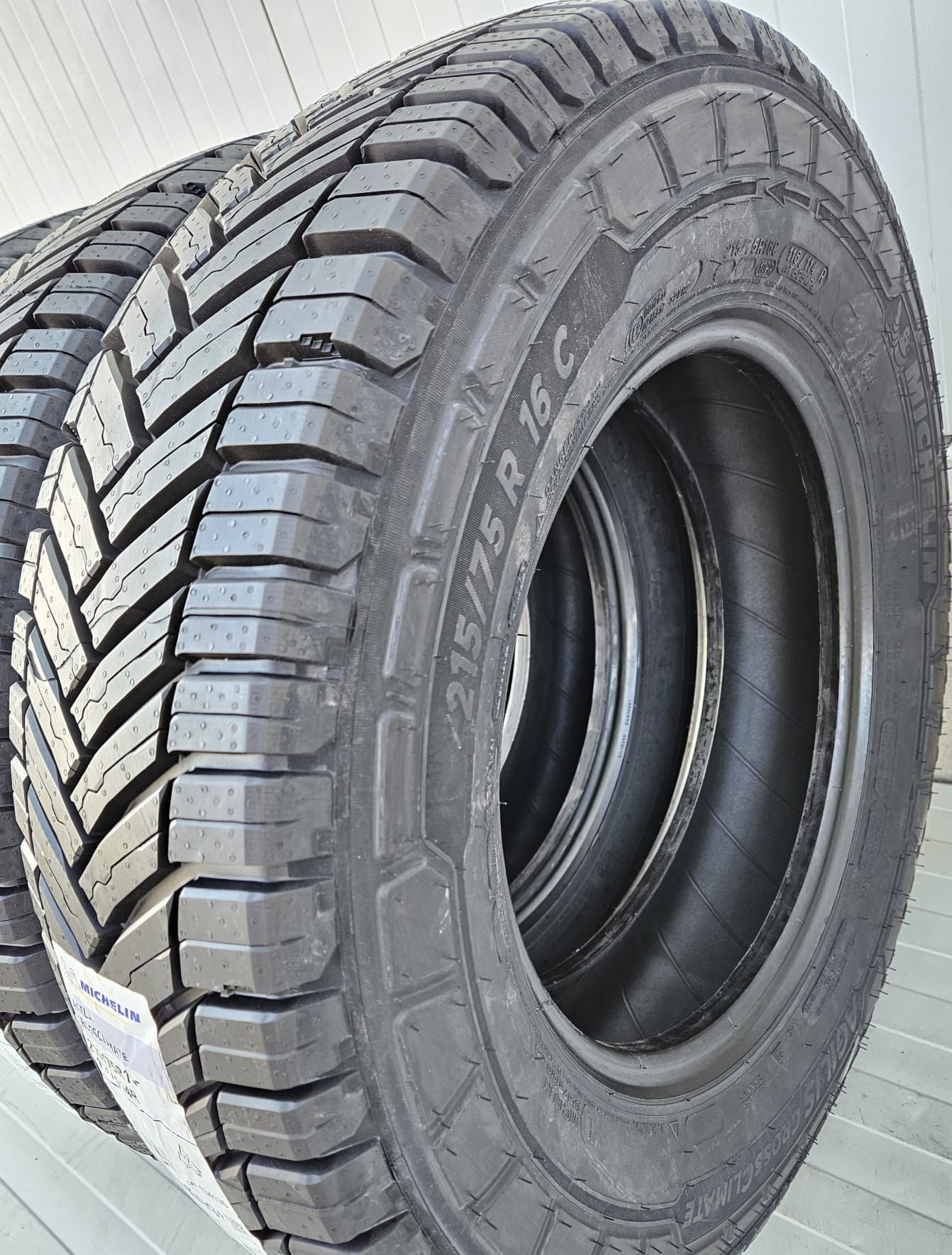 215/75 R16C, 116, MICHELIN CrossClimate, Anvelope mixte M+S